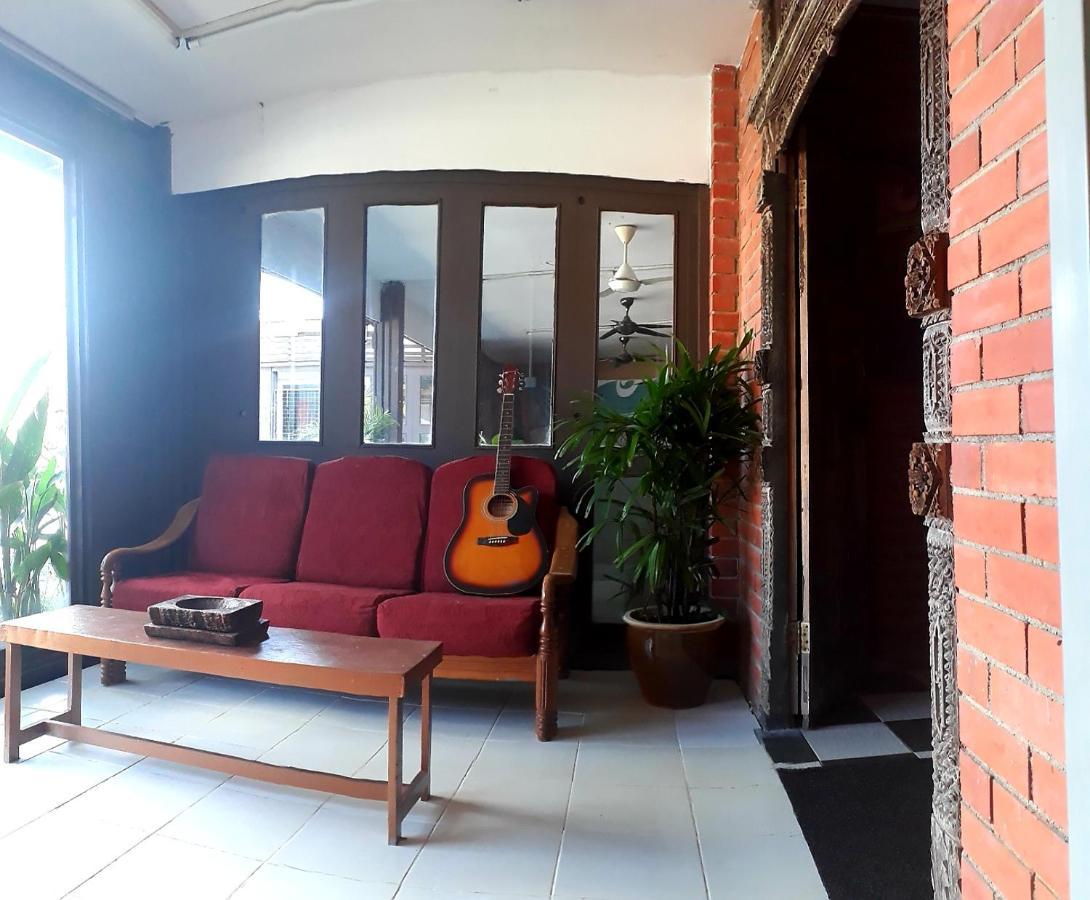Auberge de jeunesse Dorm Master à Padang Mat Sirat Extérieur photo