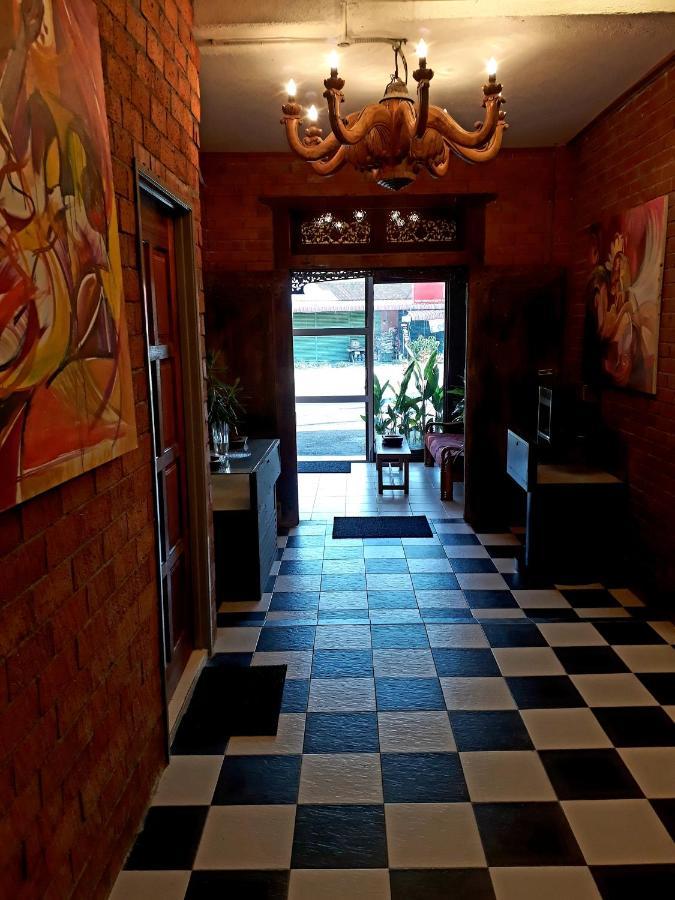 Auberge de jeunesse Dorm Master à Padang Mat Sirat Extérieur photo